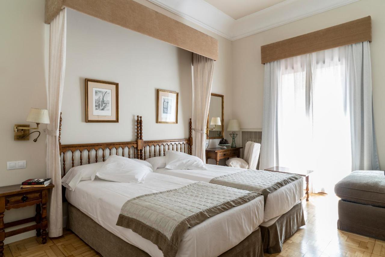 Parador De Teruel Esterno foto