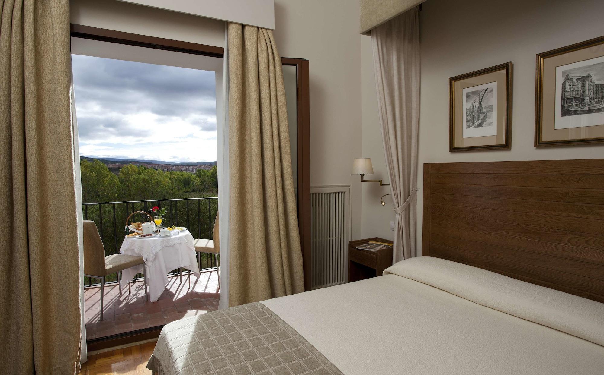 Parador De Teruel Esterno foto