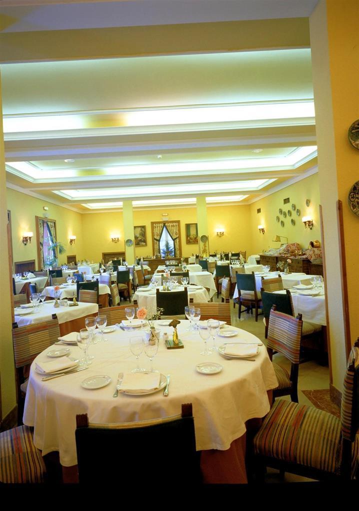 Parador De Teruel Esterno foto